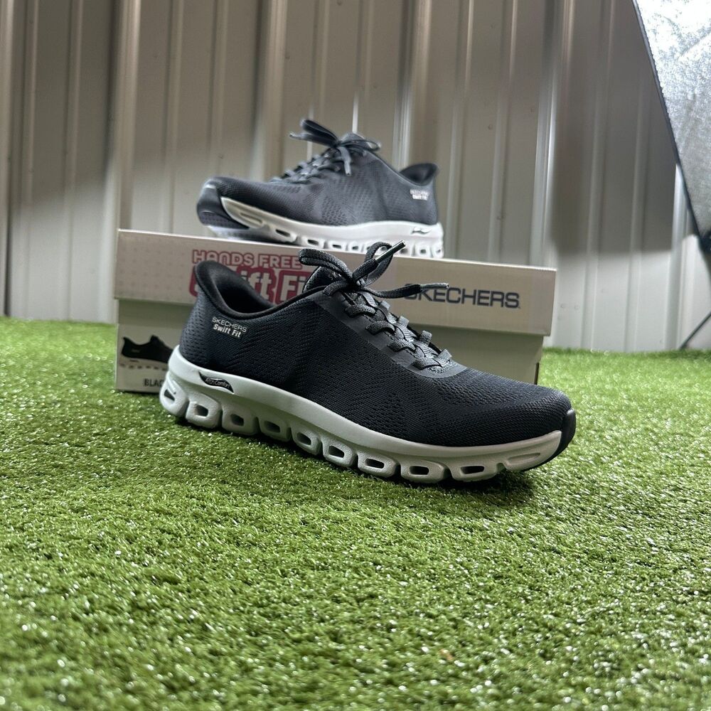 Skechers Slip-ins Swift Fit Women's 7 Black Hands Free Sneakers w/ Box